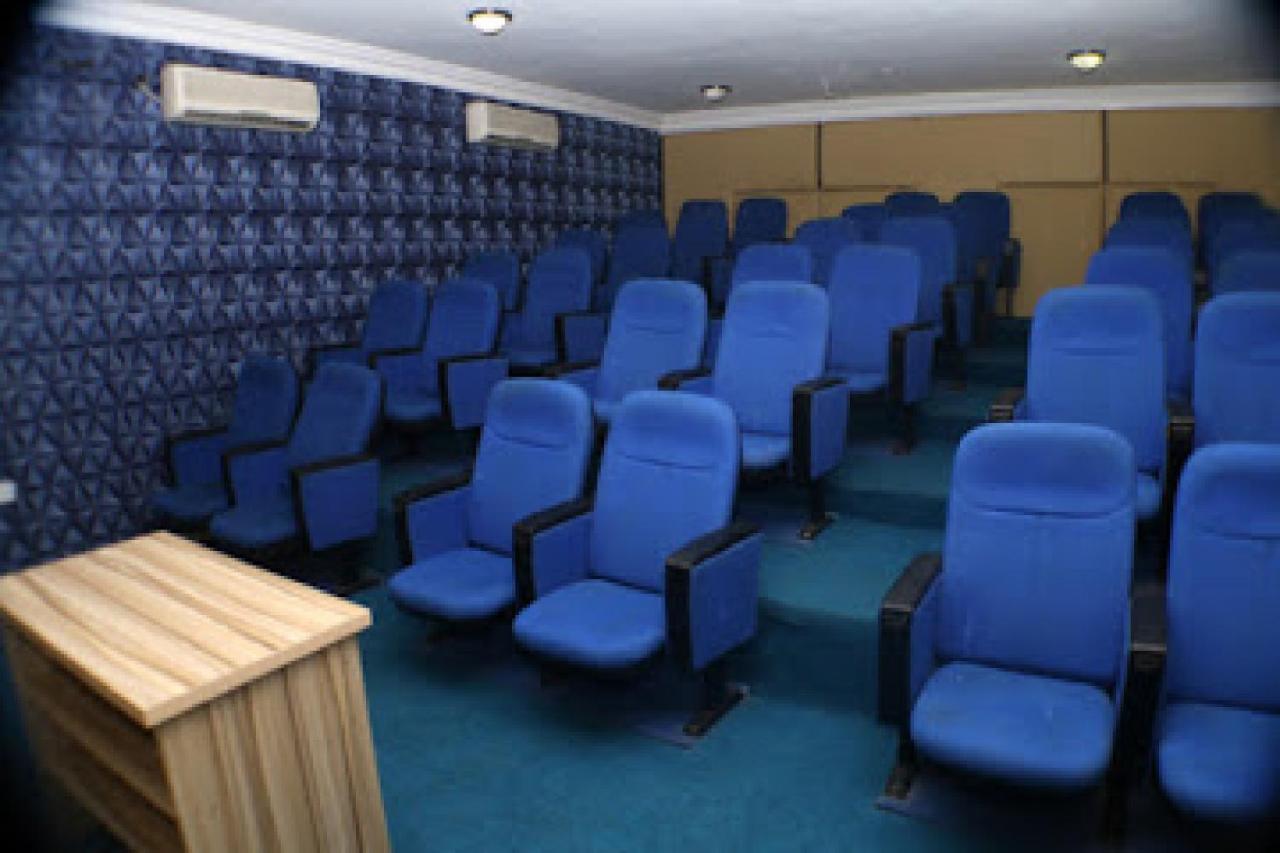Room In Lodge - All Seasons Hotel-אוורי מראה חיצוני תמונה